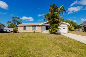 1938 SE Redwing Circle, Port Saint Lucie, FL 34952 Sold 05/30/25