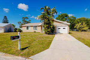 1938 SE Redwing Circle, Port Saint Lucie, FL 34952 Sold 05/30/25