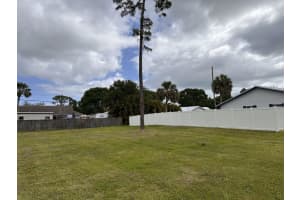 7902 Westmont Drive, Fort Pierce, FL 34951 Sold 08/06/25