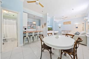235 Sunrise Avenue 1050, Palm Beach, FL 33480 - MLS#R11085258