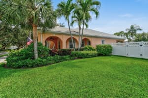2584 E Community Drive, Jupiter, FL 33458 - MLS#R11085273