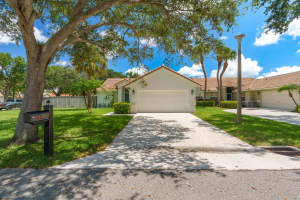 3803 S Lancewood Place, Delray Beach, FL 33445 Sold 06/09/25
