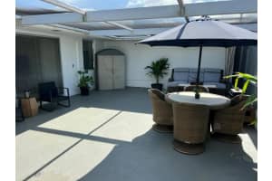 95 E East Court, Royal Palm Beach, FL 33411 Sold 08/14/25