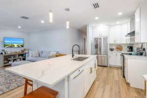 404 Caloosahatchee Avenue, Jupiter, FL 33458 - MLS#R11085316