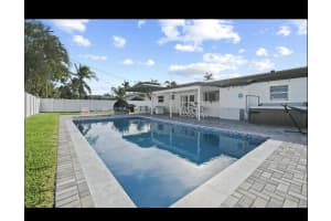 5040 NE 22nd Avenue, Lighthouse Point, FL 33064 - MLS#R11085348