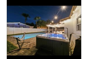 5040 NE 22nd Avenue, Lighthouse Point, FL 33064 - MLS#R11085348