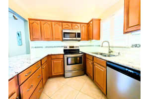 2600 SE Ocean Boulevard SE Z6, Stuart, FL 34996 - MLS#R11085354