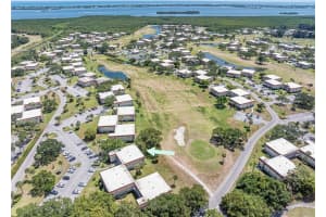 92 Spring Lake Drive 107, Vero Beach, FL 32962 Sold 07/02/25