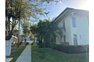 7523 S Oriole Boulevard 102, Delray Beach, FL 33446 - MLS#R11085447