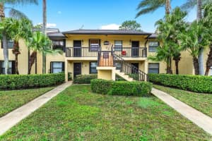 4689 Lucerne Lakes Boulevard 203, Lake Worth