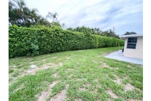 2715 Ponce De Leon Boulevard, Delray Beach, FL 33445 - MLS#R11085476