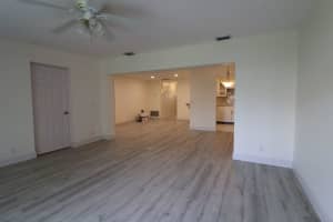5800 Fernley Drive W 10, West Palm Beach, FL 33415 - MLS#R11085485