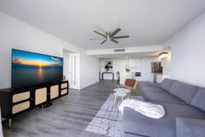 5600 Flagler Drive, West Palm Beach, FL 33407 - MLS#R11085526