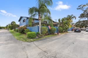 4652 Holly Lake Drive, Lake Worth, FL 33463 Sold 09/16/25