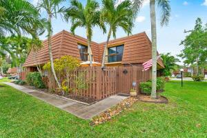 825 Center Street 13b, Jupiter