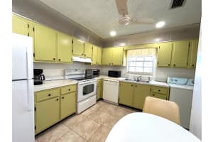 127 Amherst Lane, Lake Worth, FL 33467 - MLS#R11085563
