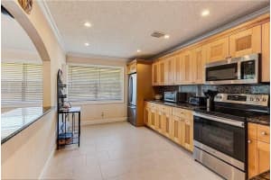 8781 Holly Court 204, Tamarac, FL 33321 - MLS#R11085571