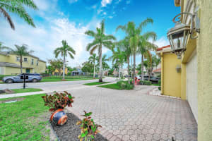 9161 Dupont Place, Wellington, FL 33414 - MLS#R11085633
