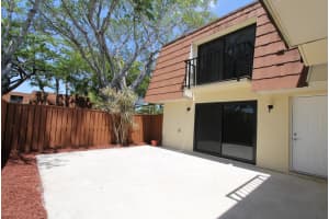 404 Live Oak Lane, Boynton Beach
