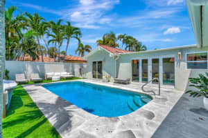 102 W Tarpon Lane W, Jupiter, FL 33477 Sold 05/29/25