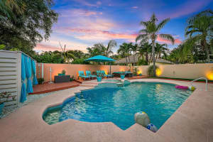 210 S Hampton Drive, Jupiter, FL 33458 Sold 08/14/25