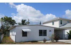 116 SE 2nd Avenue, Boynton Beach, FL 33435 Sold 05/29/25