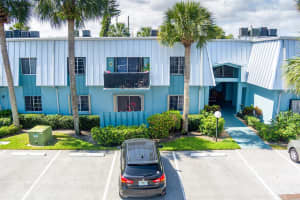 950 S Kanner Highway E4, Stuart