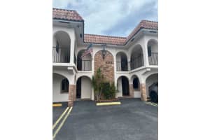 664 Se 20th Avenue 1, Deerfield Beach