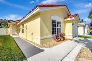 8024 Stirrup Cay Court, Boynton Beach, FL 33436 Sold 06/27/25