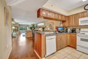 5842 Crystal Shores Drive 207, Boynton Beach, FL 33437 - MLS#R11085848