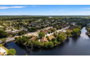 6552 Harbour Road, North Lauderdale