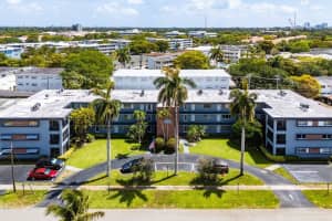 515 S Crescent Drive 302, Hollywood, FL 33021 - MLS#R11085890