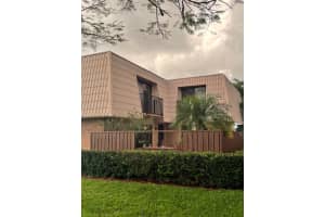 5621 56th Way, West Palm Beach, FL 33409 - MLS#R11085892