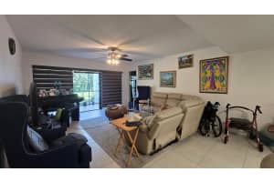 1823 Embassy Drive 101, West Palm Beach, FL 33401 Sold 06/20/25
