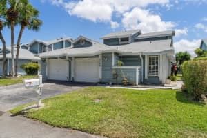 3799 Island Club Circle E, Lake Worth