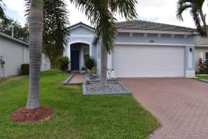 846 SW Rocky Bayou Terrace, Port Saint Lucie, FL 34986 - MLS#R11085946