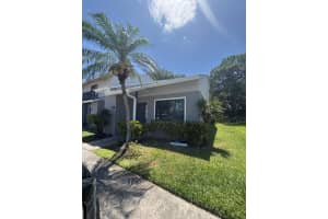 401 Shoreview Drive Drive, Greenacres, FL 33463 Sold 08/06/25