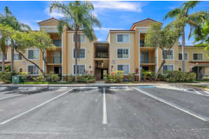 140 Yacht Club Way 305, Hypoluxo, FL 33462 - MLS#R11085986