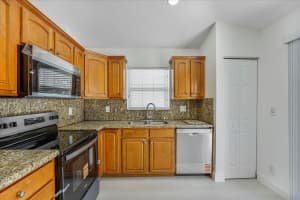 191 Hemming Way NW, Boynton Beach, FL 33426 Sold 06/23/25