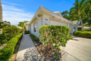 4186 Royal Oak Drive, Palm Beach Gardens, FL 33410 Sold 06/04/25