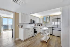 100 Ocean Trail Way 301, Jupiter, FL 33477 - MLS#R11086147