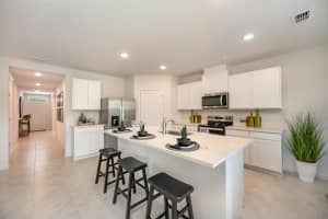 455 SW Lakehurst Drive, Port Saint Lucie, FL 34983 - MLS#R11086168