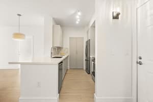 720 S Sapodilla Avenue 105, West Palm Beach, FL 33401 Sold 09/08/25