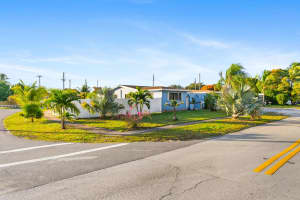 2041 SW 35 Avenue, Fort Lauderdale, FL 33312 - MLS#R11086227