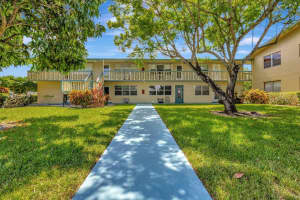 110 Dorchester E, West Palm Beach