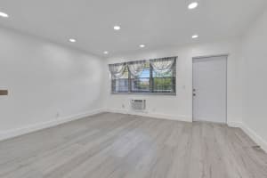 110 Dorchester E, West Palm Beach, FL 33417 - MLS#R11086246