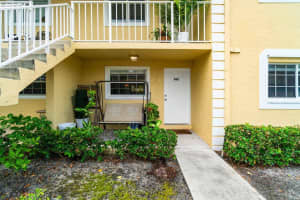 202 Palm Beach Trace Drive 202, Royal Palm Beach, FL 33411 Sold 08/22/25