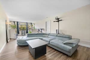 202 Palm Beach Trace Drive 202, Royal Palm Beach, FL 33411 Sold 08/22/25