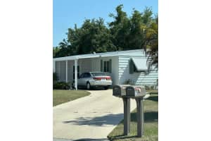 17 Santa Maria Court, Port Saint Lucie, FL 34952 Sold 05/30/25