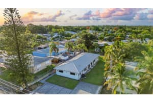 303/305 De Carie, Delray Beach, FL 33444 - MLS#R11086304